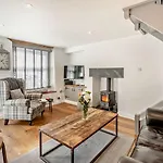 Holiday home 1 Bed In Oc-94210 *