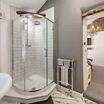 1 Bed In Oc-94210 Kendal